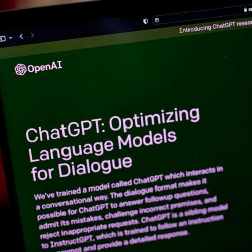 OpenAI为iOS用户推出了官方ChatGPT应用程序